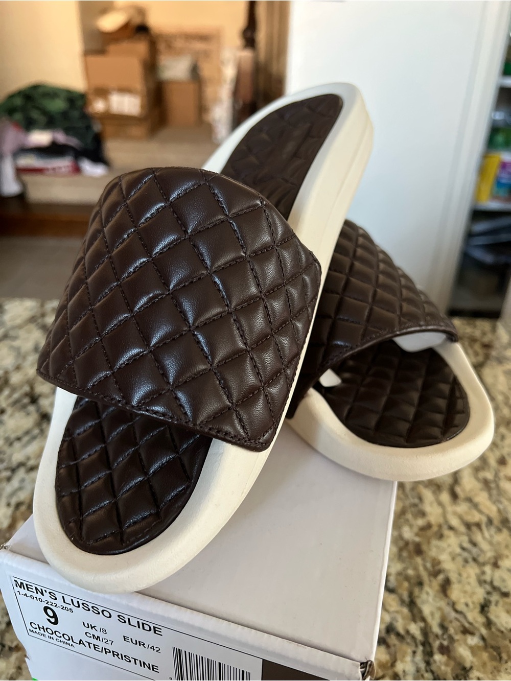 APL Athletic Propulsion Labs Men's Lusso Slide in Chocolate/Pristine